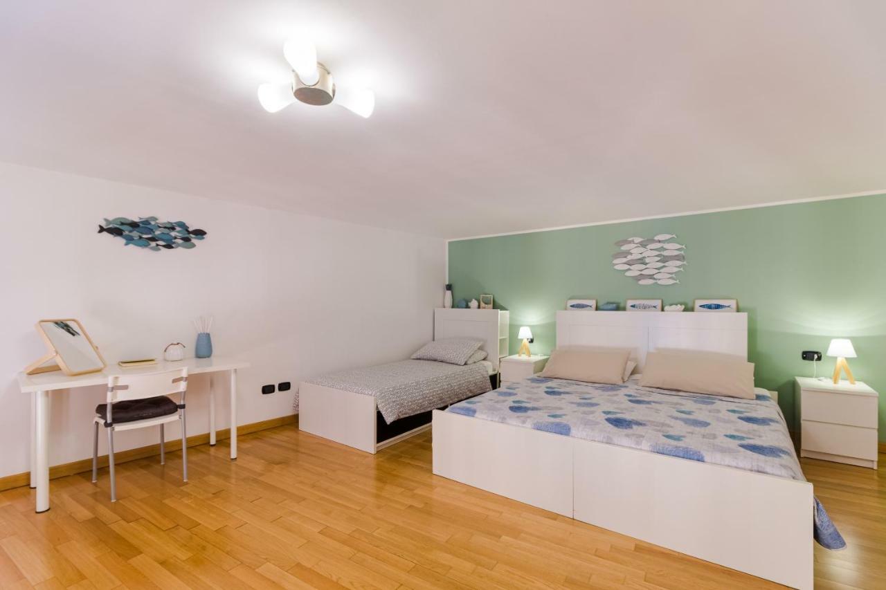 Apartamento Modern House Nápoles Exterior foto